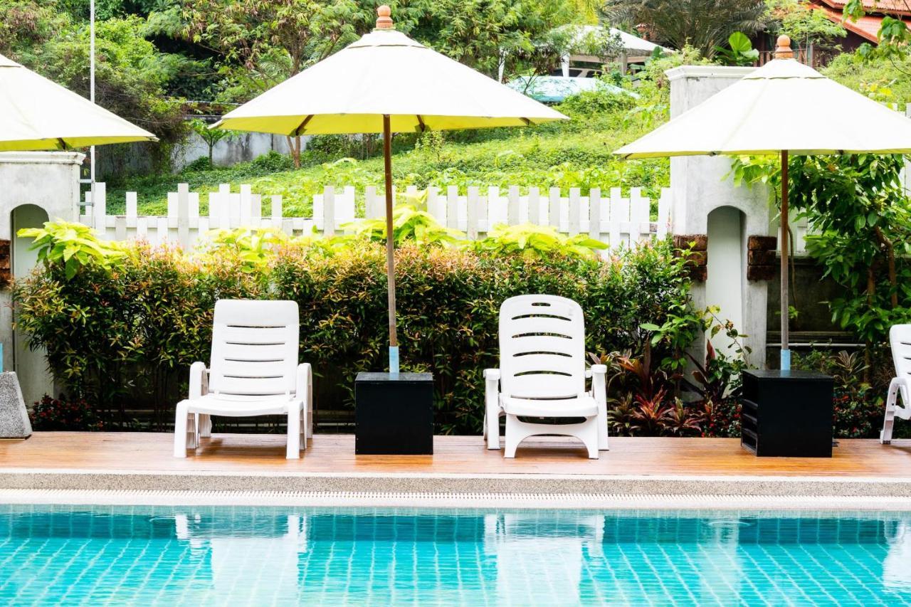 Di Pantai Boutique Beach Resort Patong Esterno foto